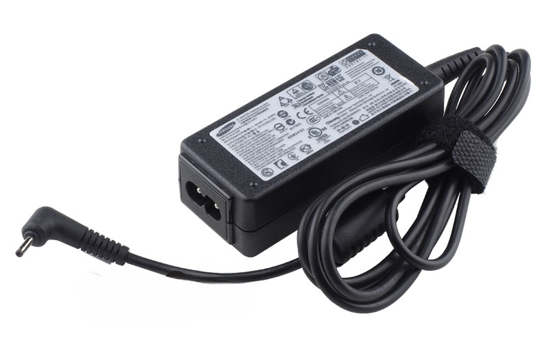 12V 3.33A 40W Charger for Samsung ATIV Smart PC 500T XE500T1C ATIV Smart PC Pro 700T XE700T1C – Angled front – 3 sides visible