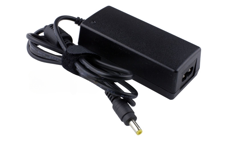 12V 3A 36W AC Adaptor for ASUS Eee PC 900HA 901 904 1000HA 1002HA 1000XP R2E R2H – Angled front – 3 sides visible