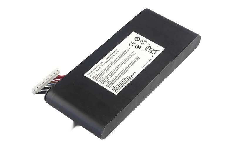 BTY-L77 Battery for MSI GT72 2QE GT80 2QE GT72S 6QE (11.1V 87Wh 9-Cell) – Front view top 45° angle