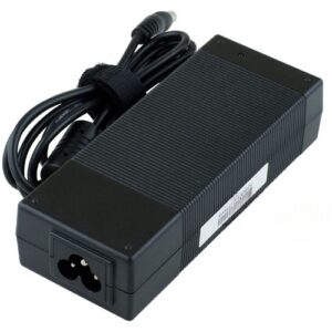 <strong>16V 4.5A 72W AC Adaptor for IBM Thinkpad R40 X40 R51 R52 T20 T21 T40 T41 T43 A22 A30 (P/N: 02K6545 02K6550 11J8959 12J2453)</strong> – Angled front – 3 sides visible